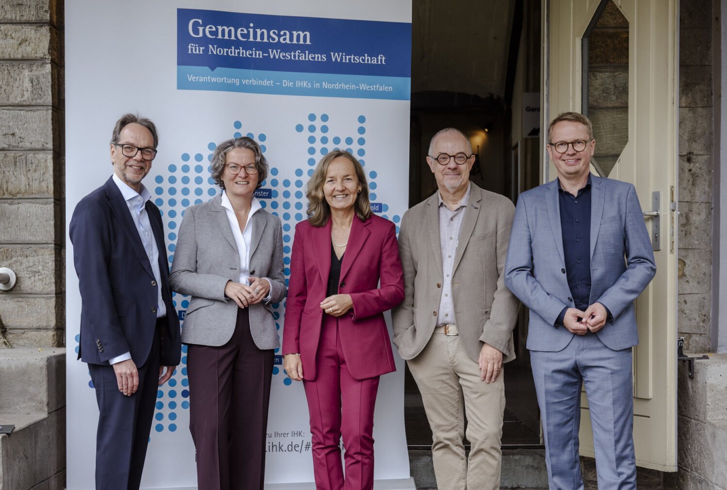 Artikelbild der Quelle zu: Nahversorgung stärken, Handelsstandorte sichern