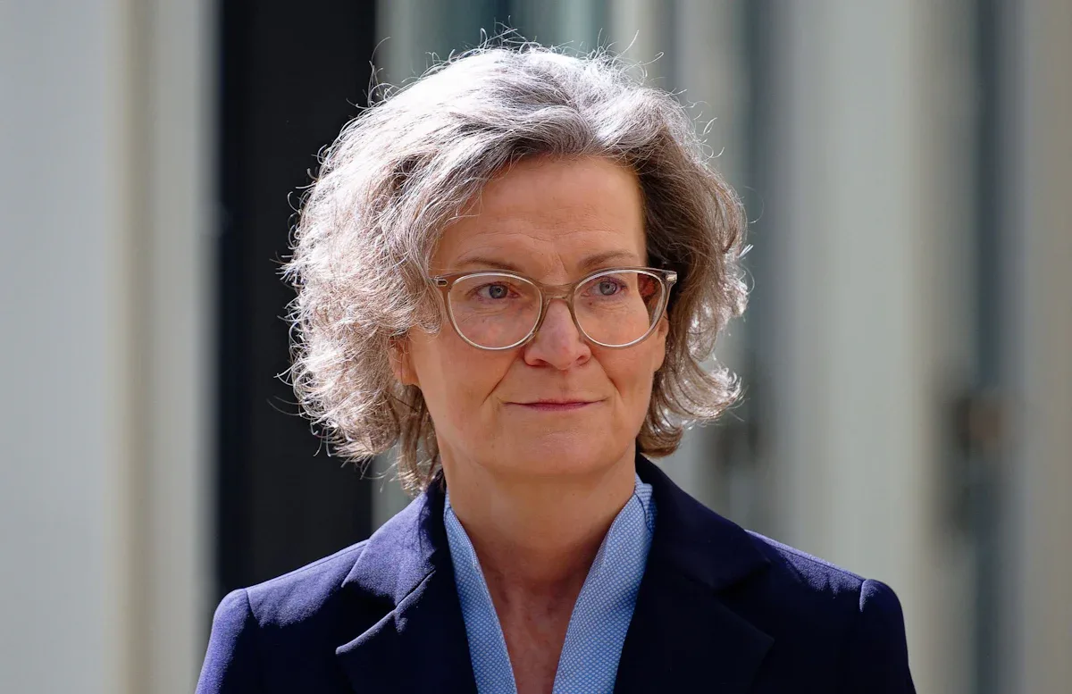 Artikelbild der Quelle zu: Machtmissbrauch - Britischer Anwalt warnt vor unfairen Mobbing-Verfahren - Politik - SZ.de
