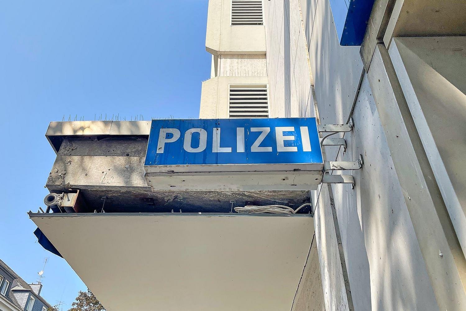 Artikelbild der Quelle zu: News, Nordrhein-Westfalen, Regional: Polizei sucht Zeugen nach Fahrradunfall in Siegen-Weidenau
