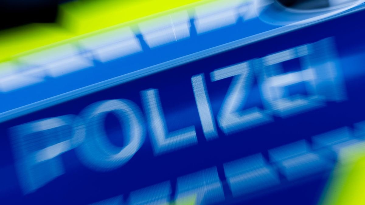 Artikelbild der Quelle zu: Nordrhein-Westfalen: Tödlicher Verkehrsunfall auf A 57