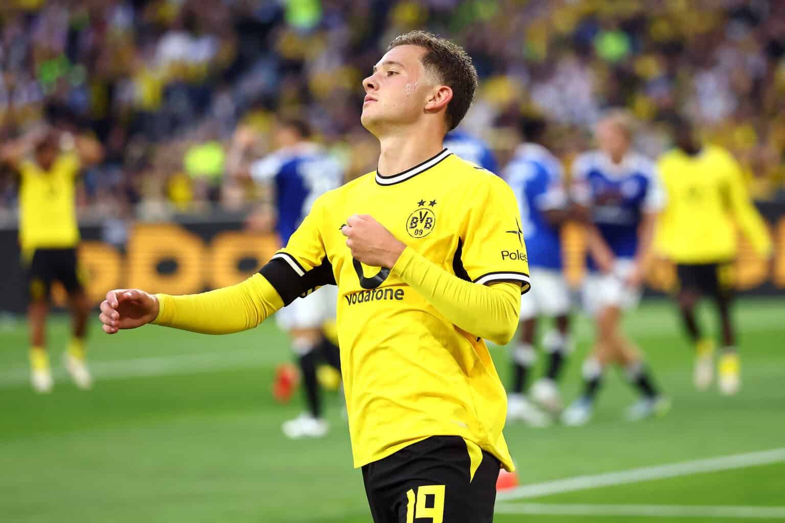 Artikelbild der Quelle zu: Borussia Dortmund: Karetsas fällt nach Sprunggelenksverletzung offenbar mehrere Wochen aus