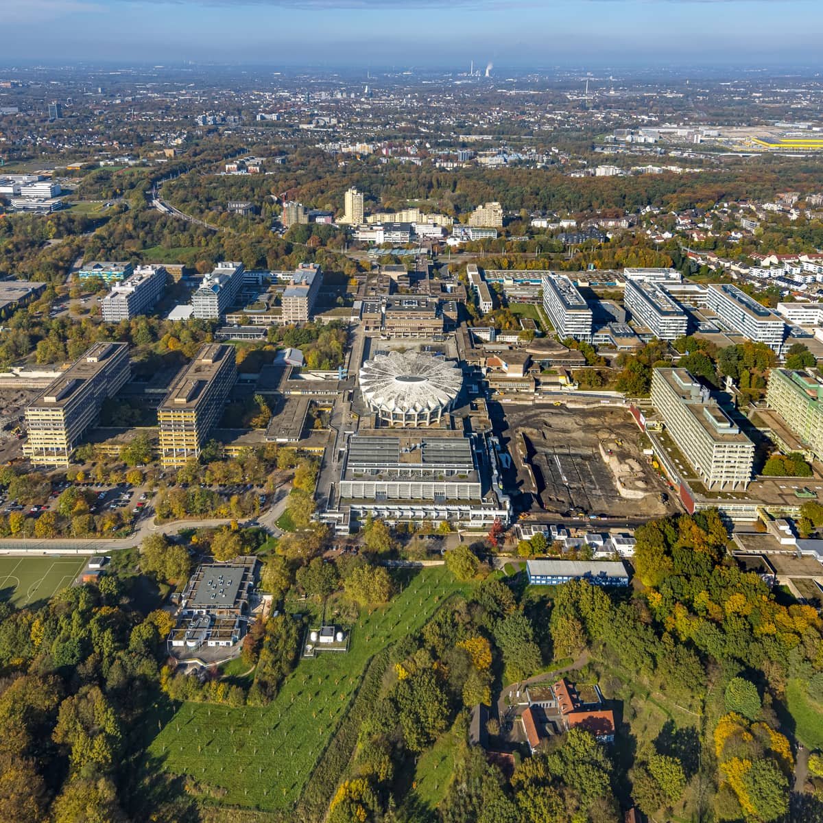 Artikelbild der Quelle zu: Abitur-Lücke trifft Hochschulen in Bochum unterschiedlich