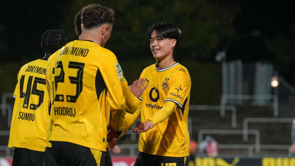 Artikelbild der Quelle zu: Beim BVB galt er schon als neuer Kagawa: So steht es jetzt um Yamamoto