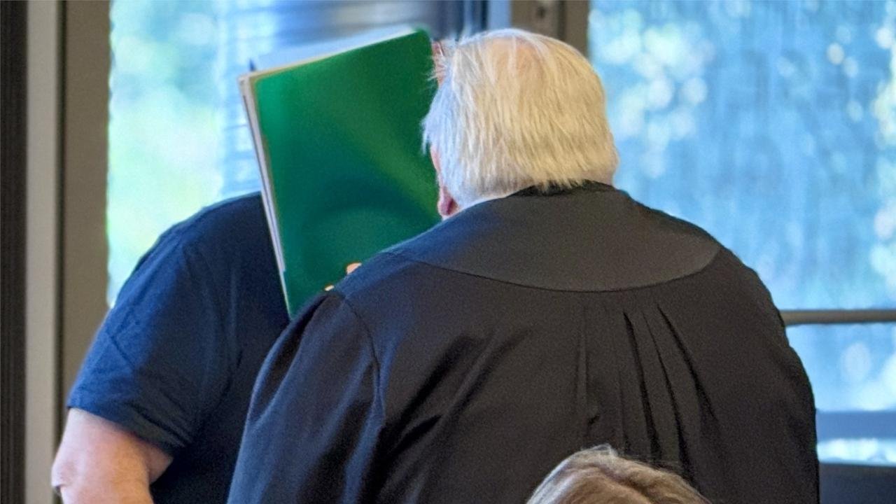 Artikelbild der Quelle zu: Sieben Jahre Haft für 70 Maschinenpistolen