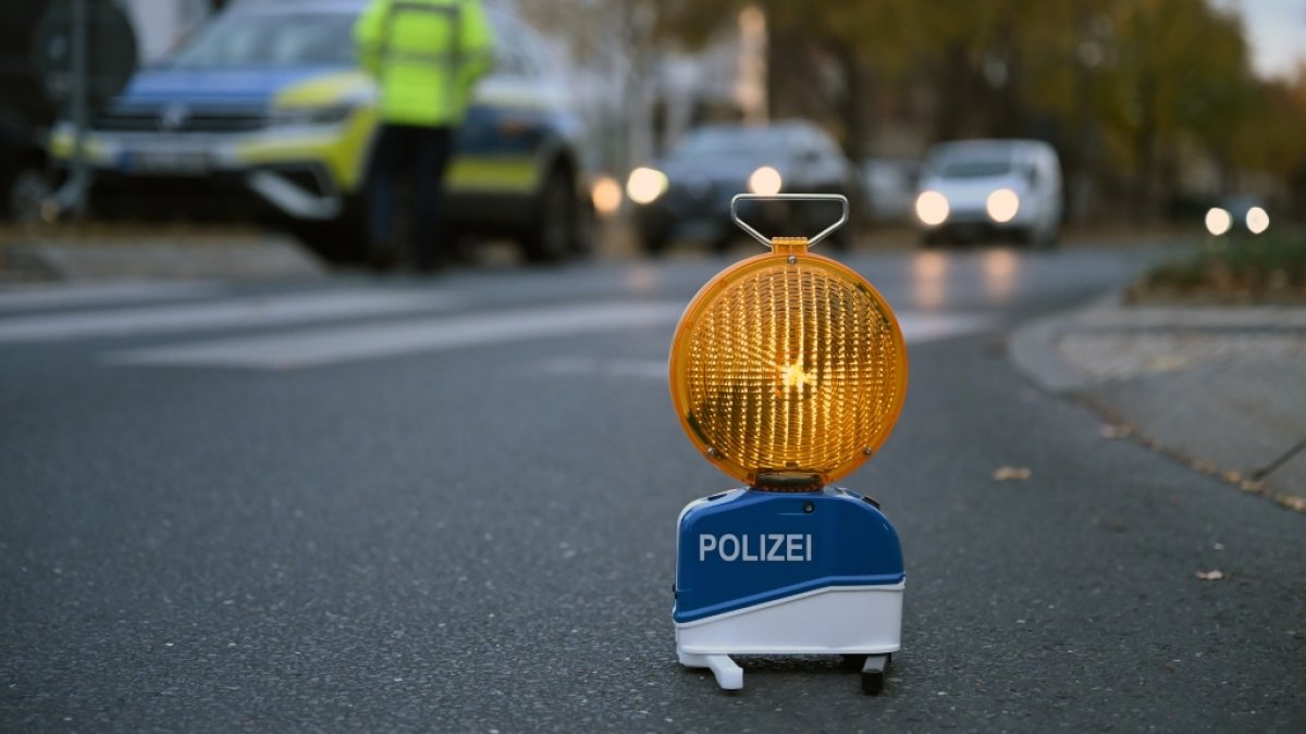 Die Polizei berichtet über einen aktuellen Fall (Symbolbild). (Foto)