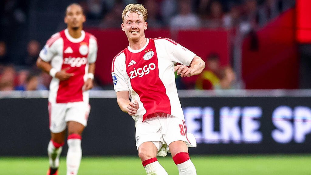 Julian Brandt wechselte im Sommer vom BVB zu Ajax