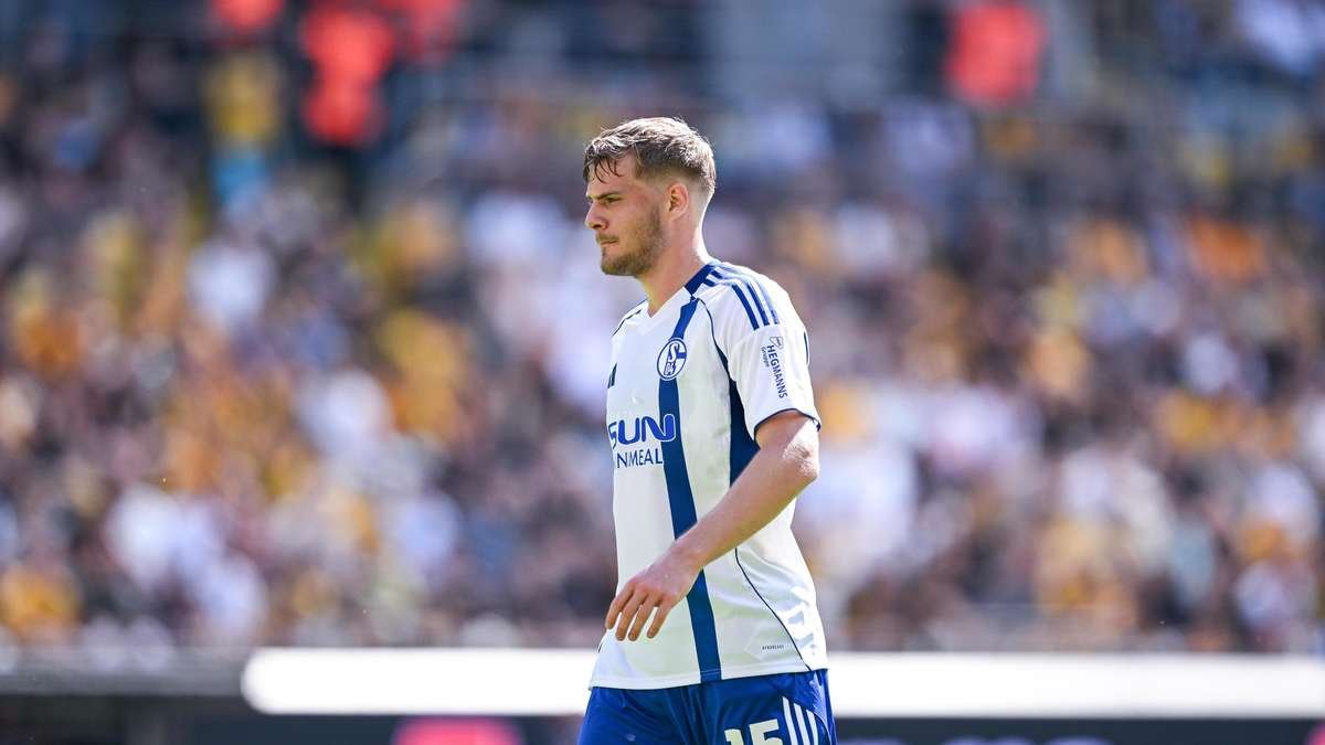Artikelbild der Quelle zu: Schalke-Update zu Emil Höjlund: So geht es dem Stürmer heute