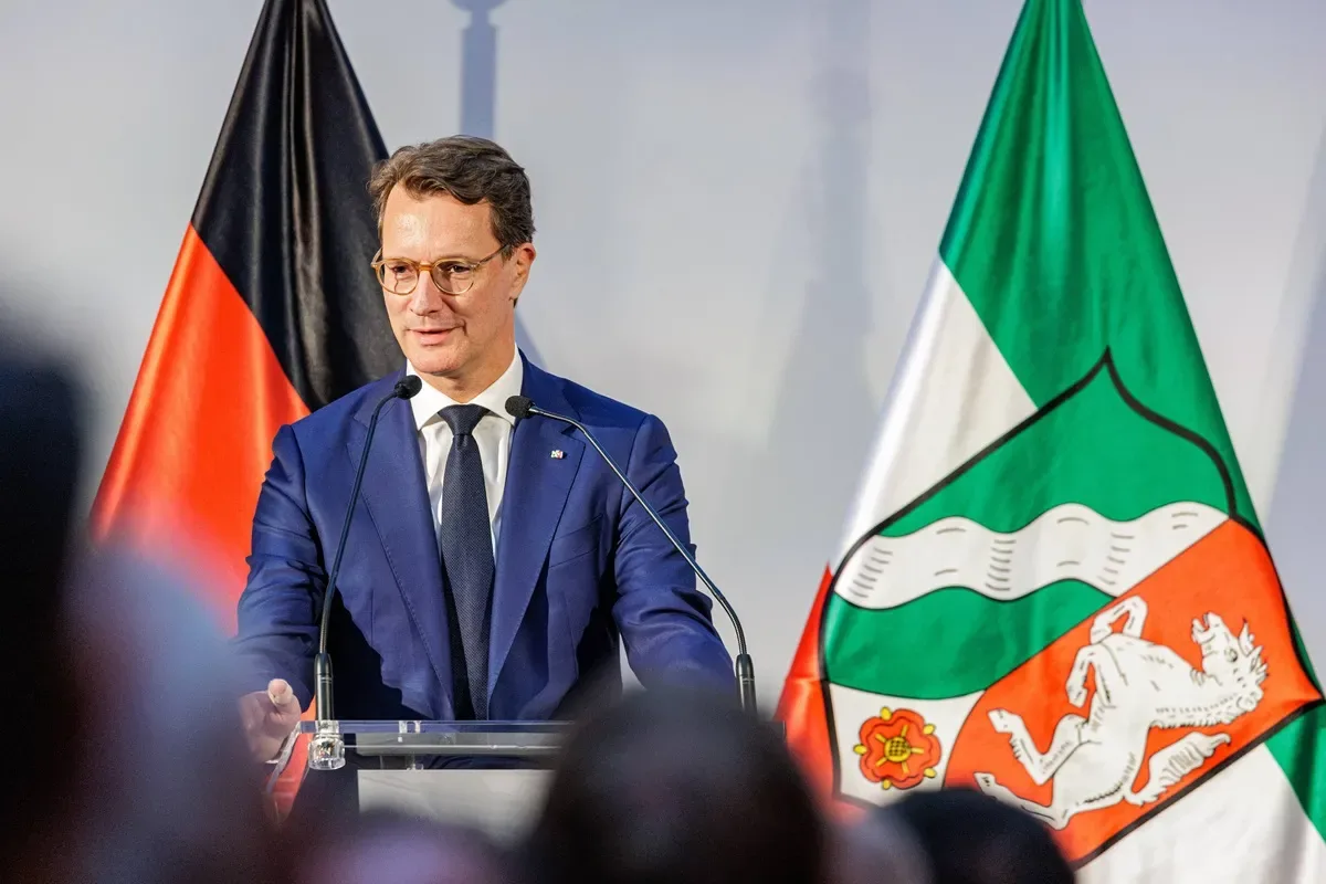 Artikelbild der Quelle zu: Was wäre, wenn jetzt Landtagswahl in NRW wäre? AfD holt weiter auf, CDU verliert