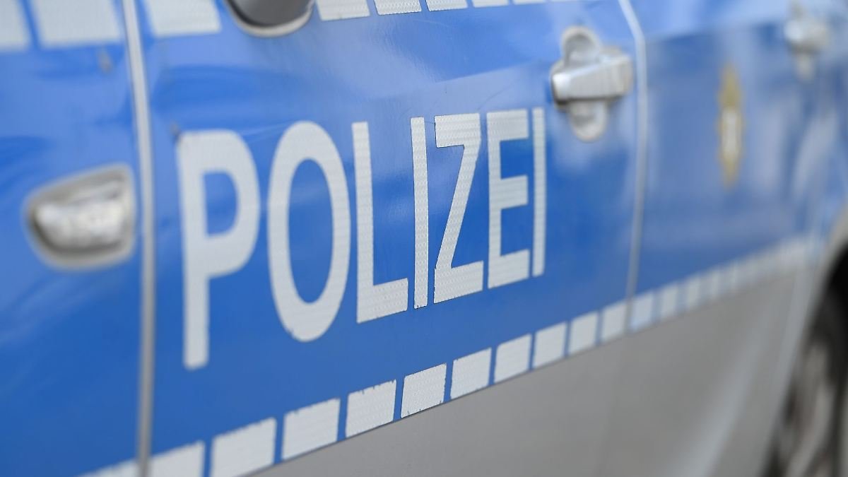 Artikelbild der Quelle zu: Nordrhein-Westfalen: A57 in Richtung Niederlande wieder frei