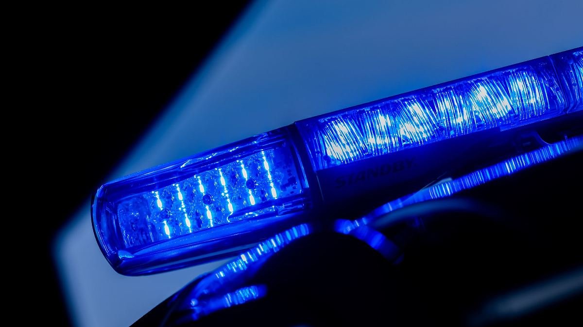 Artikelbild der Quelle zu: Nordrhein-Westfalen: Streitschlichterin durch Messerstich schwer verletzt