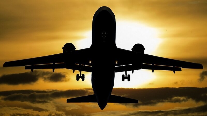 Artikelbild der Quelle zu: Widerstand gegen Düsseldorfer Flughafen-Pläne: "Sorgen um Nachtruhe, Luftqualität und Gesundheit"