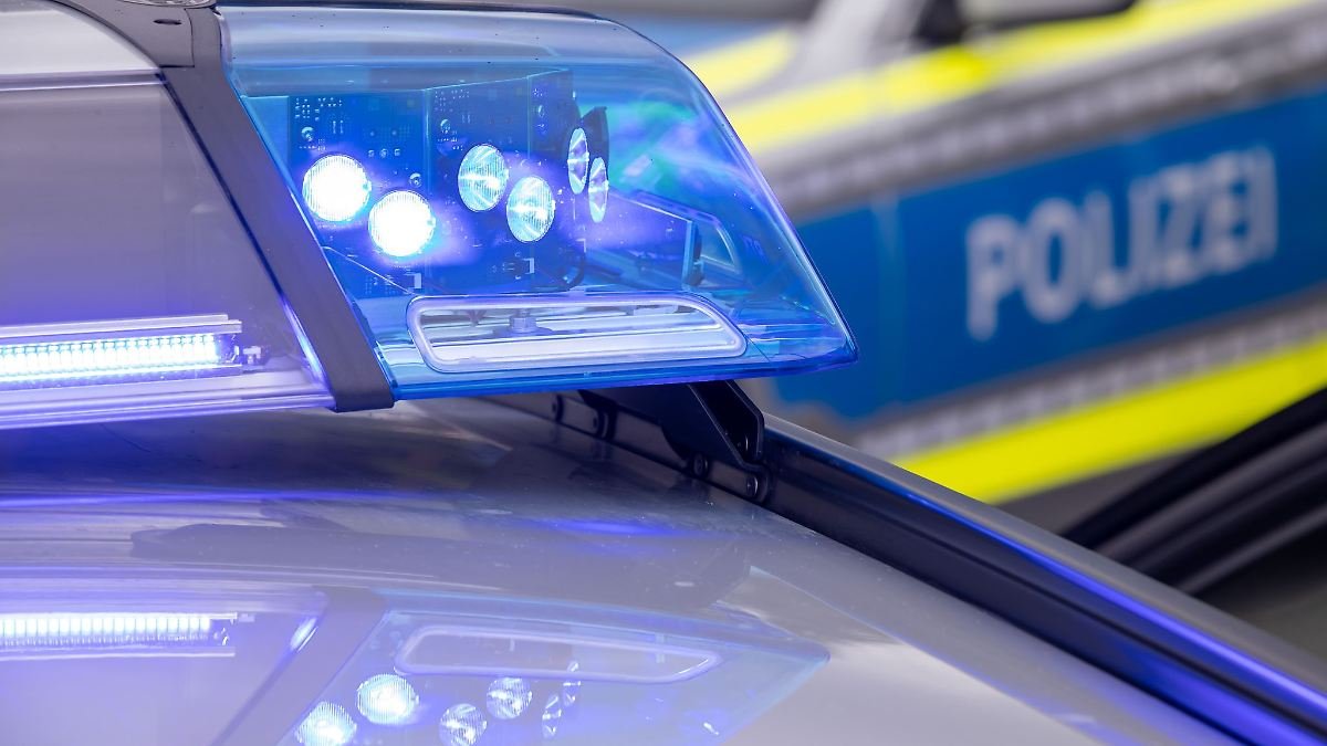 Artikelbild der Quelle zu: Nordrhein-Westfalen: Beisetzung von totem Baby: Polizei sucht nach Hinweisen