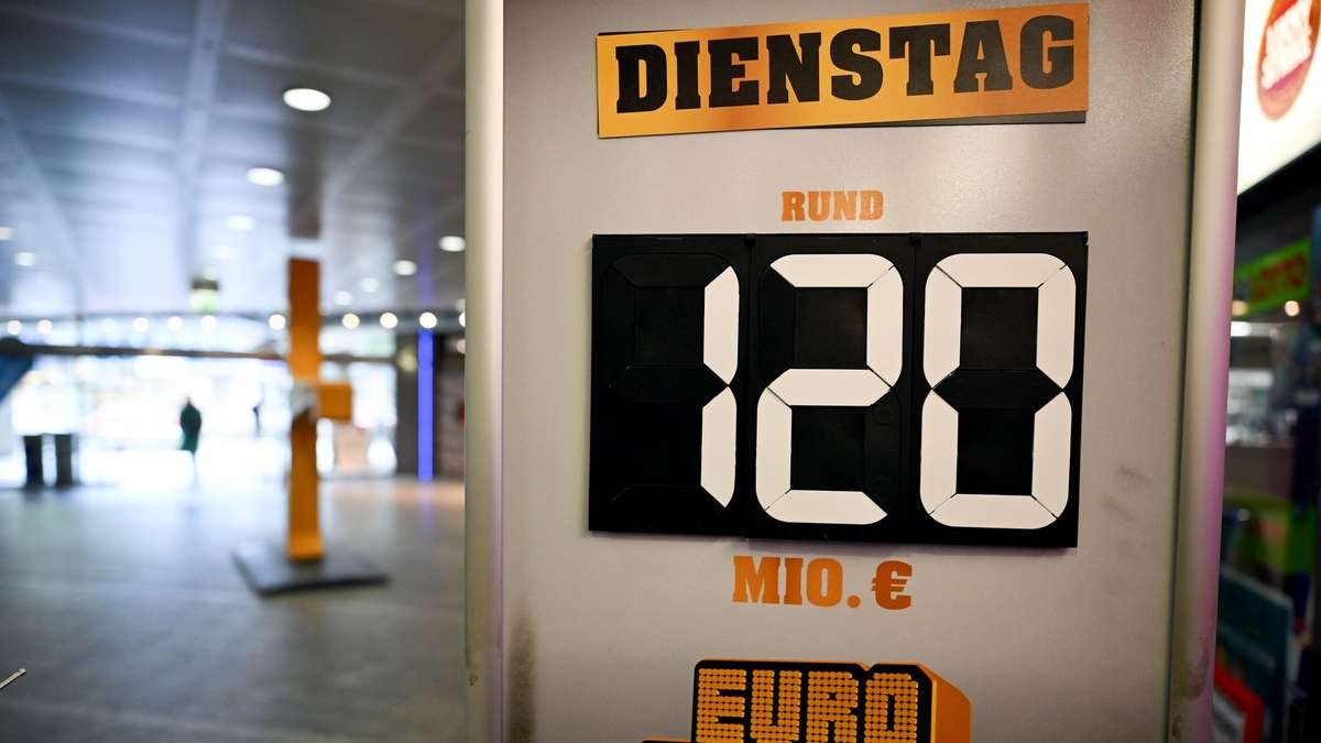Artikelbild der Quelle zu: Lottospieler (35) aus NRW landet Volltreffer im Eurojackpot – Hesse kratzt am 120-Millionen-Gewinn