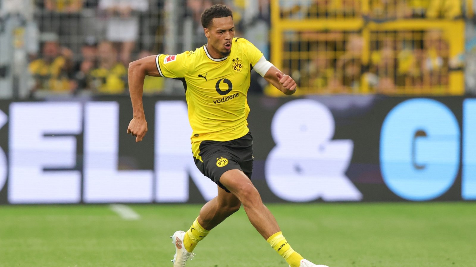 Borussia Dortmund (BVB) vs. Eintracht Frankfurt live: Bundesliga im TV und LIVE-STREAM | DAZN News Deutschland