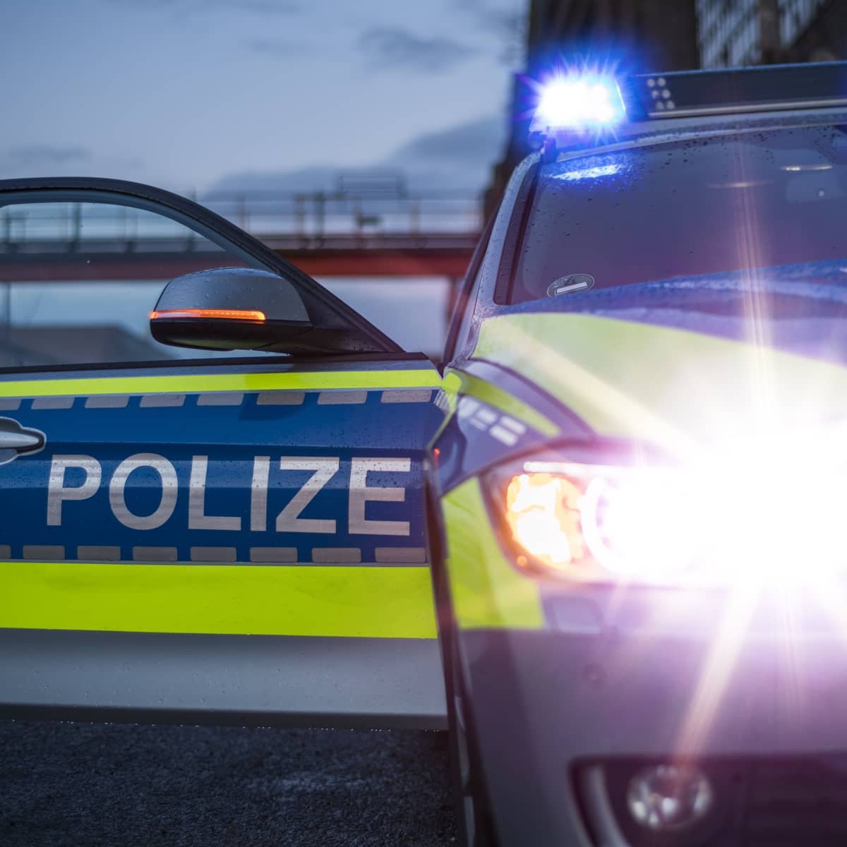 Artikelbild der Quelle zu: Polizei im Sauerland braucht bei dringenden Einsätzen länger
