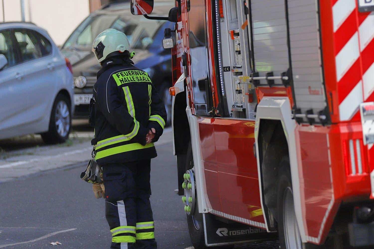 Artikelbild der Quelle zu: News, Nordrhein-Westfalen, Regional: Toter nach Explosion in Lagerhalle in Bochum-Gerthe